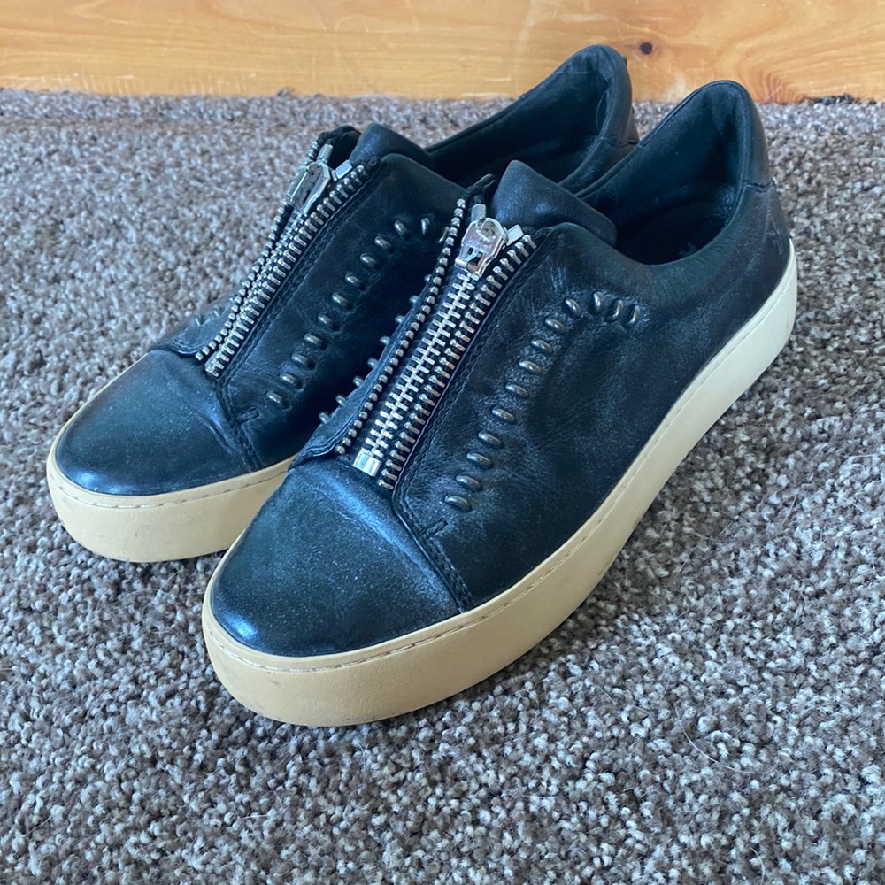 EUC Frye Lena Low Top Studded Sneaker